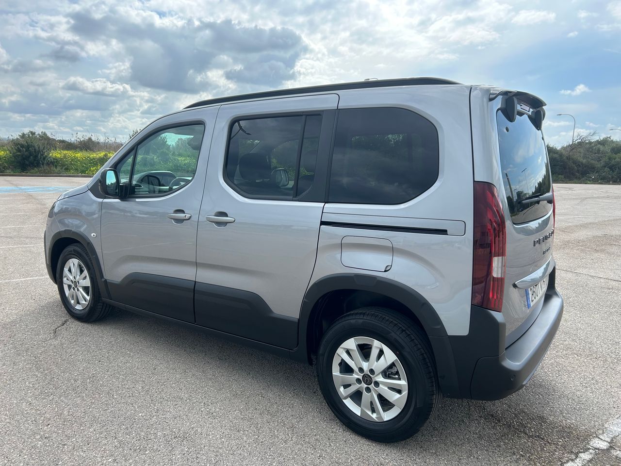 Foto Peugeot Rifter 4