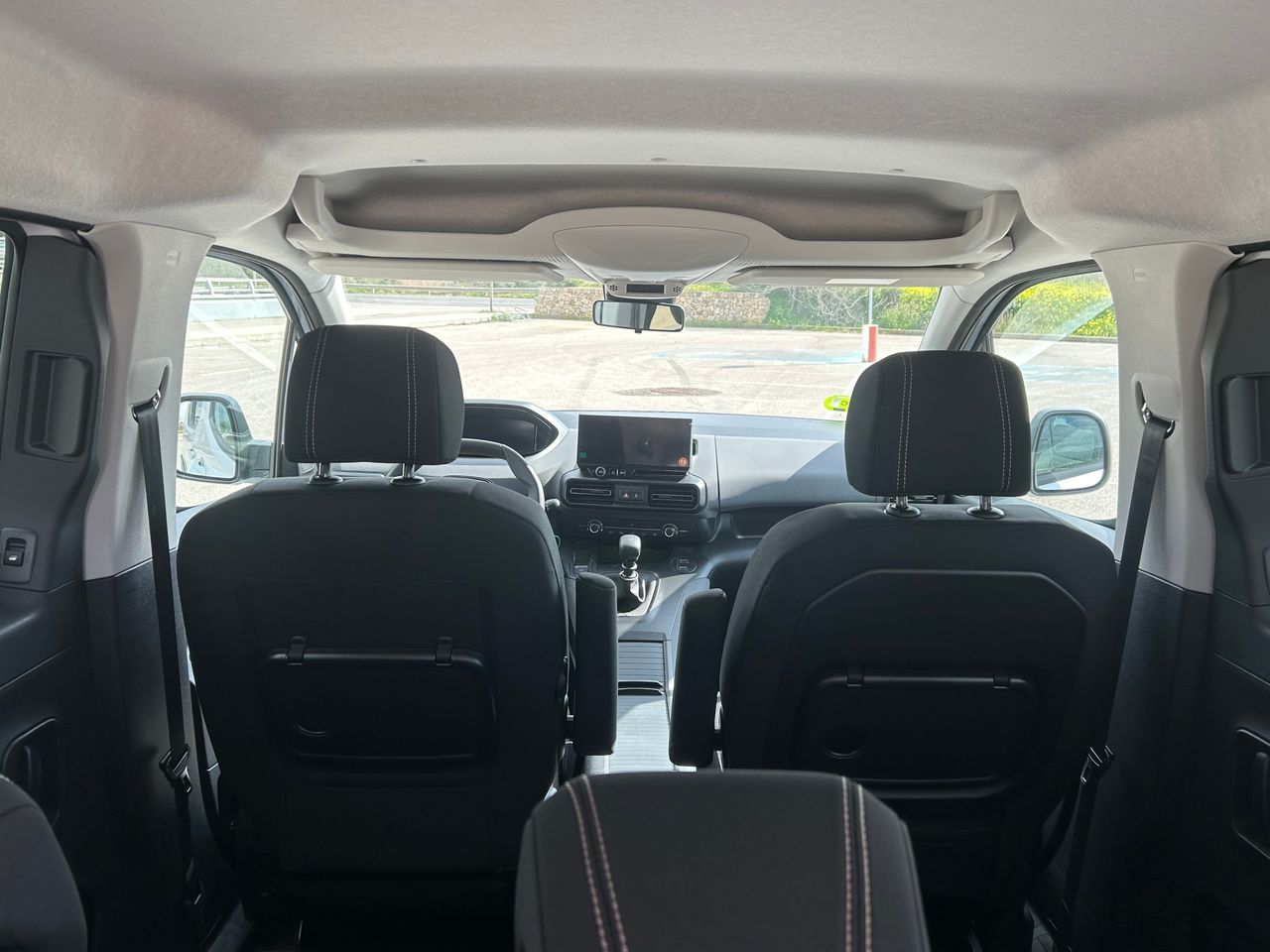 Foto Peugeot Rifter 4