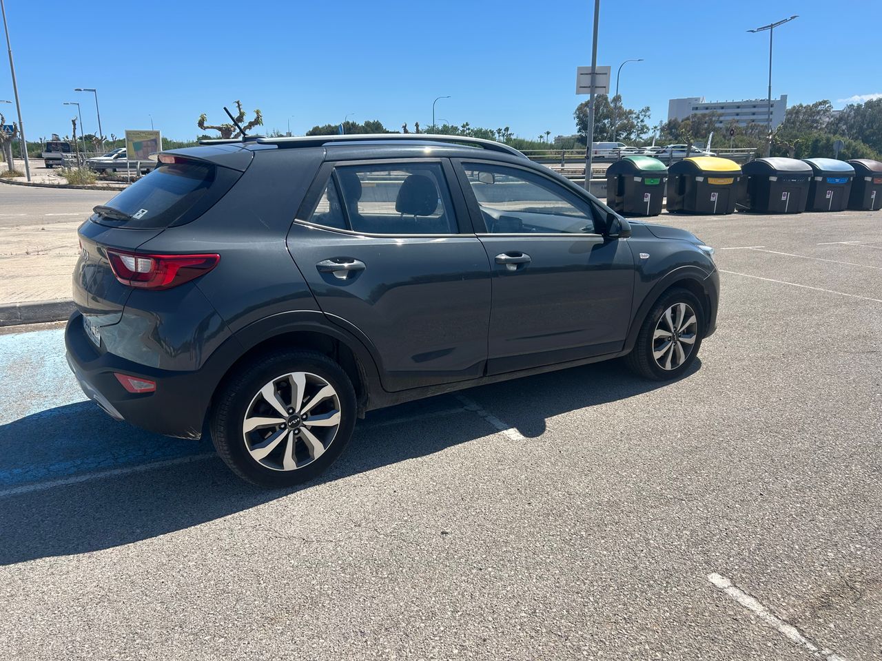 Foto Kia Stonic 2