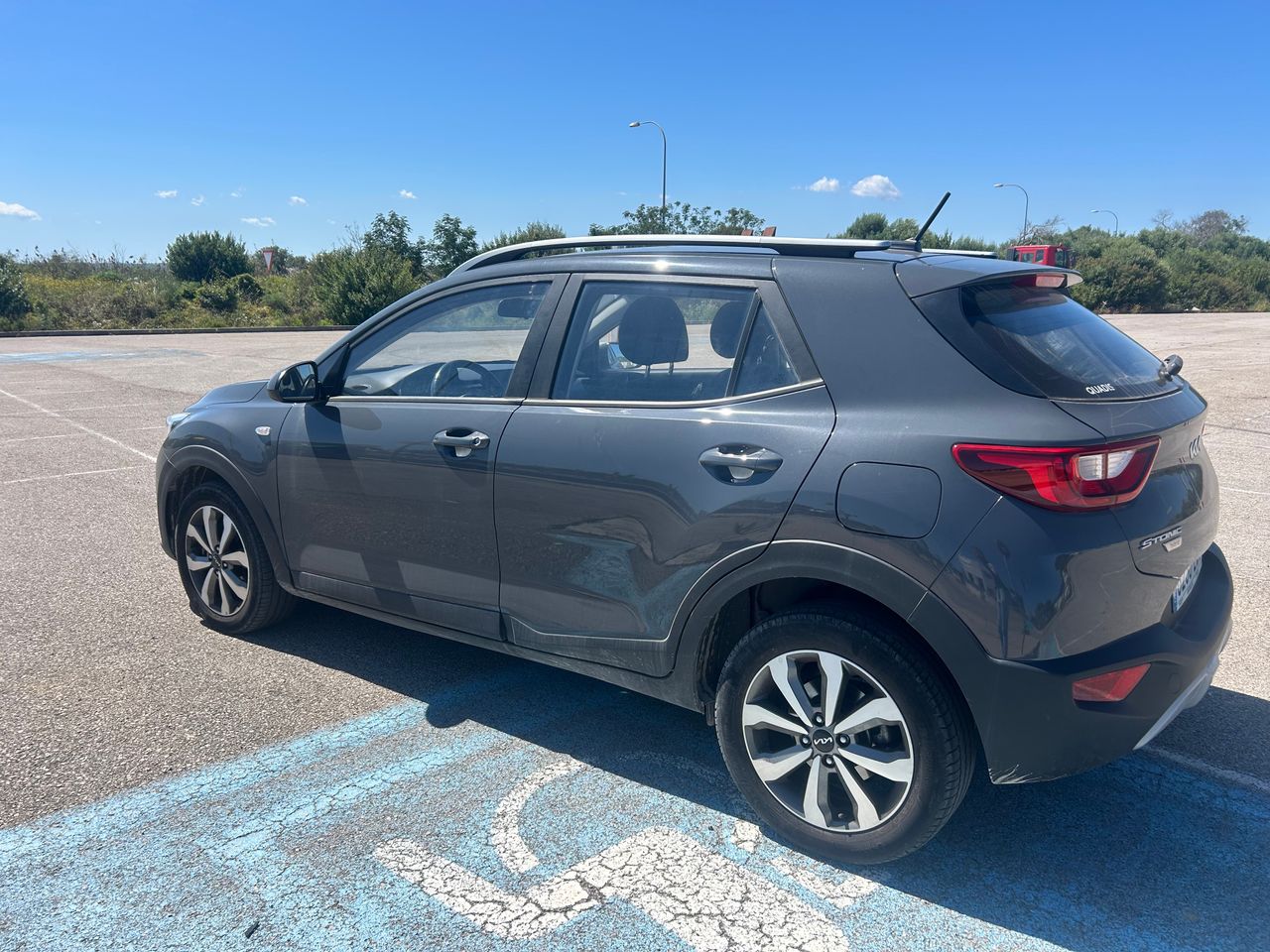 Foto Kia Stonic 4