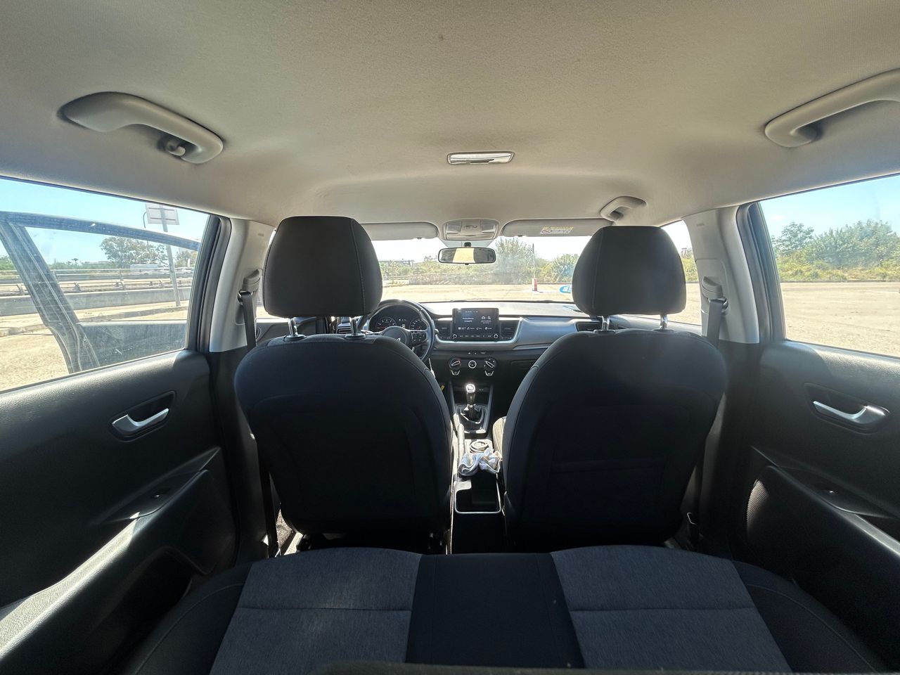 Foto Kia Stonic 6