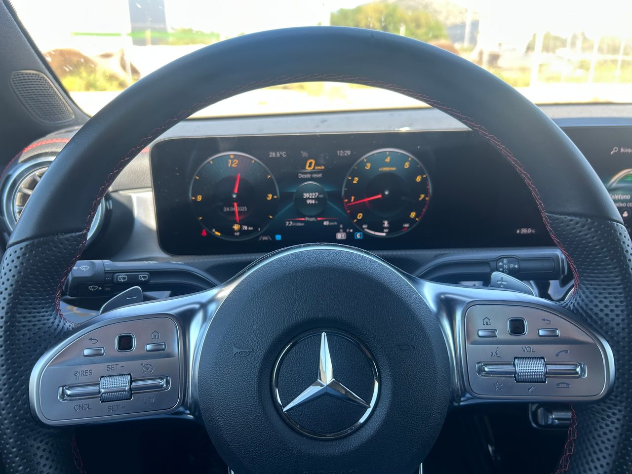 Foto Mercedes-Benz Clase CLA 13