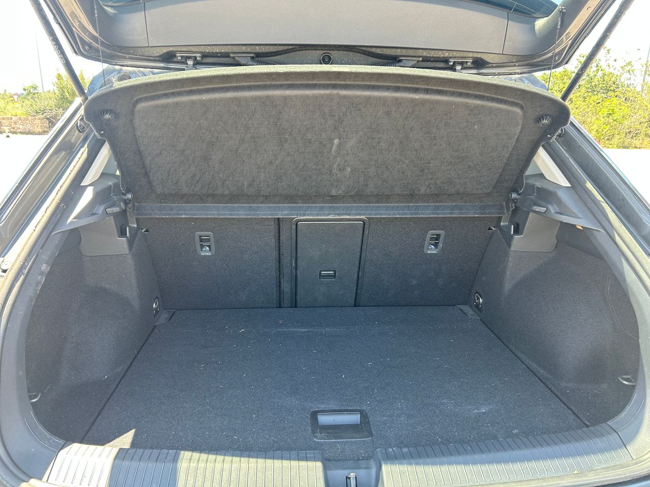 Foto Volkswagen T-Roc 6