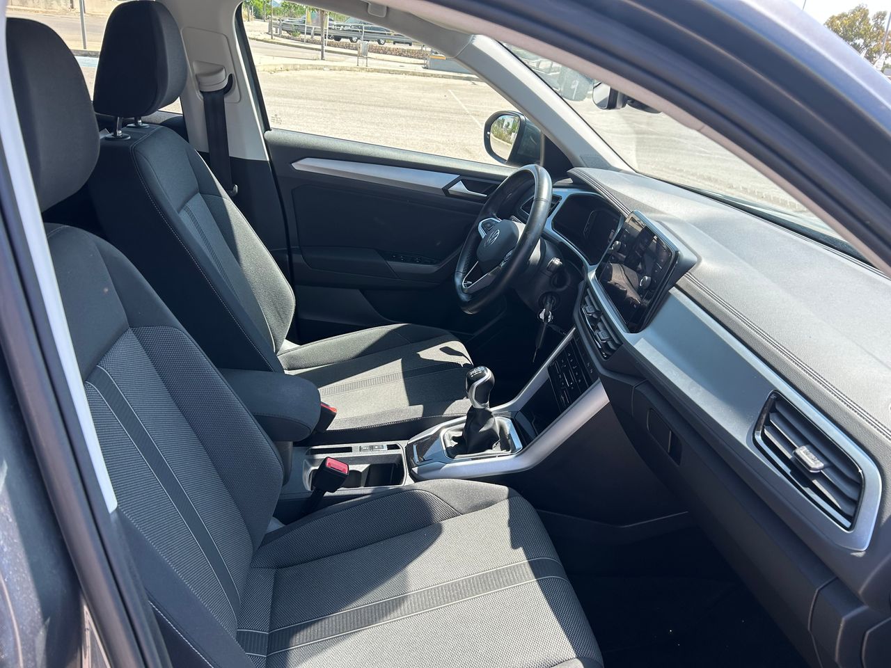 Foto Volkswagen T-Roc 9