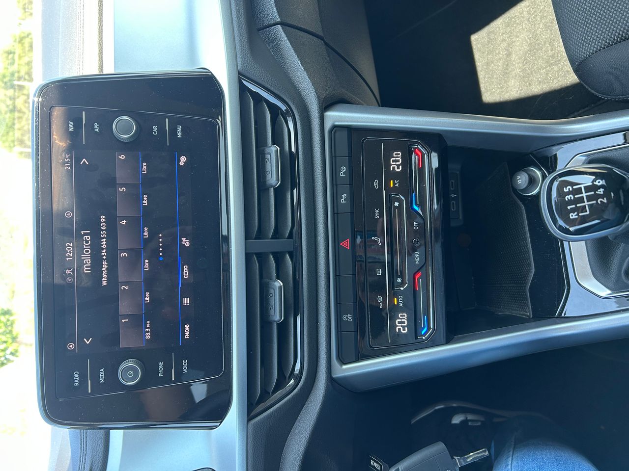 Foto Volkswagen T-Roc 13