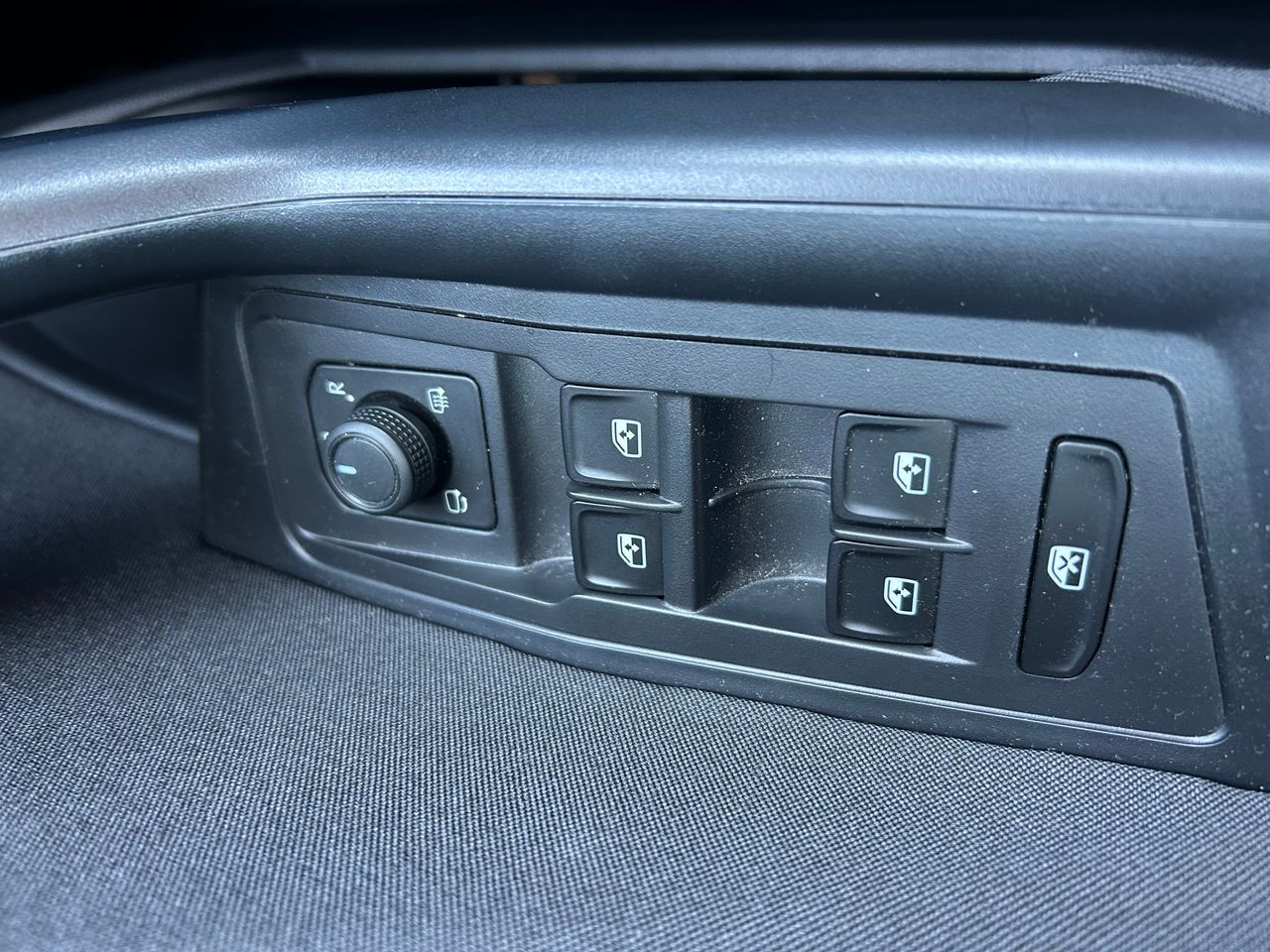 Foto Volkswagen T-Roc 14
