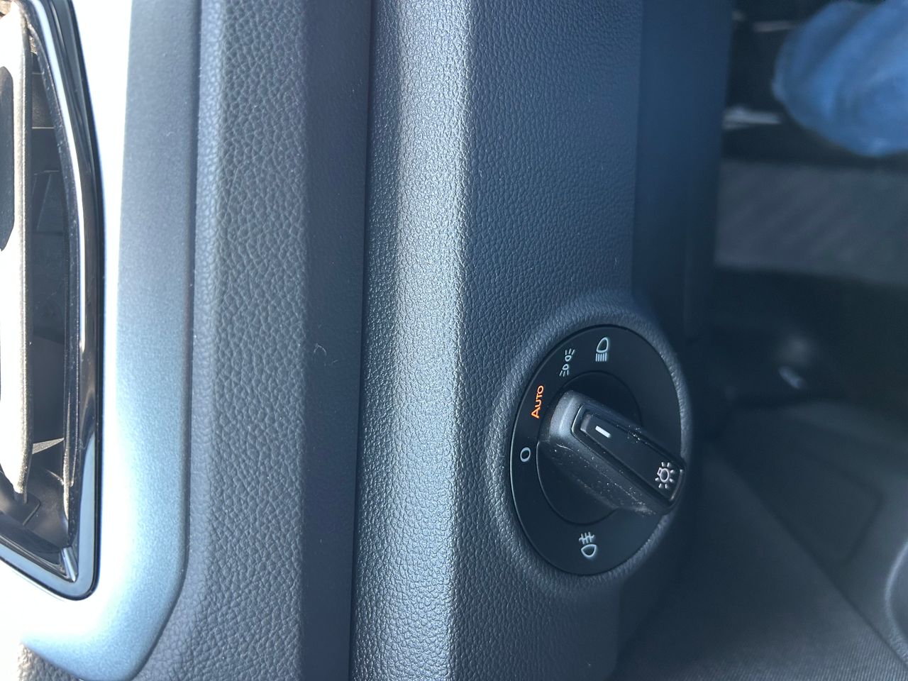 Foto Volkswagen T-Roc 15