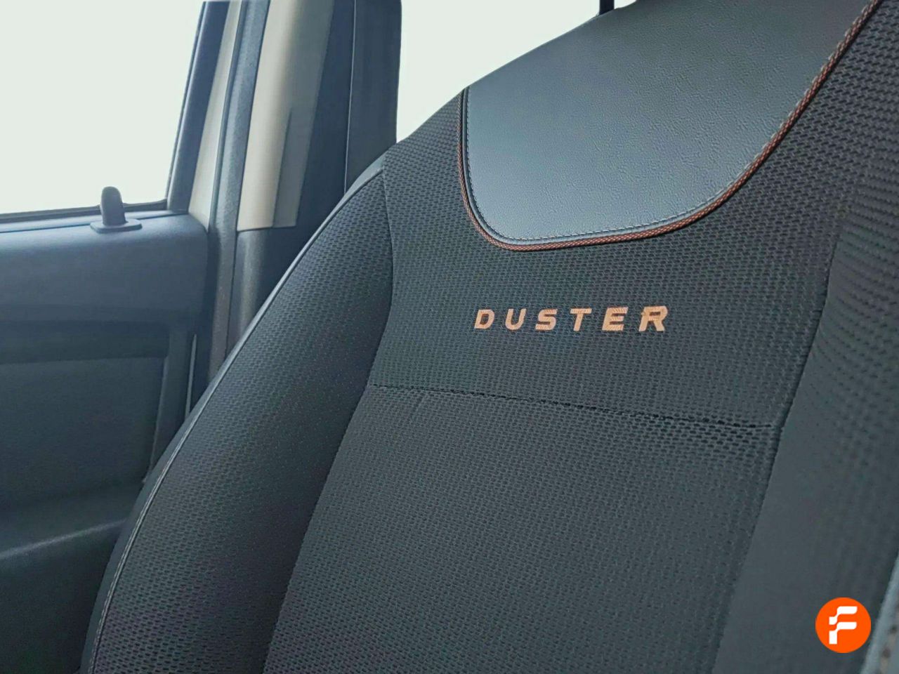 Foto Dacia Duster 27
