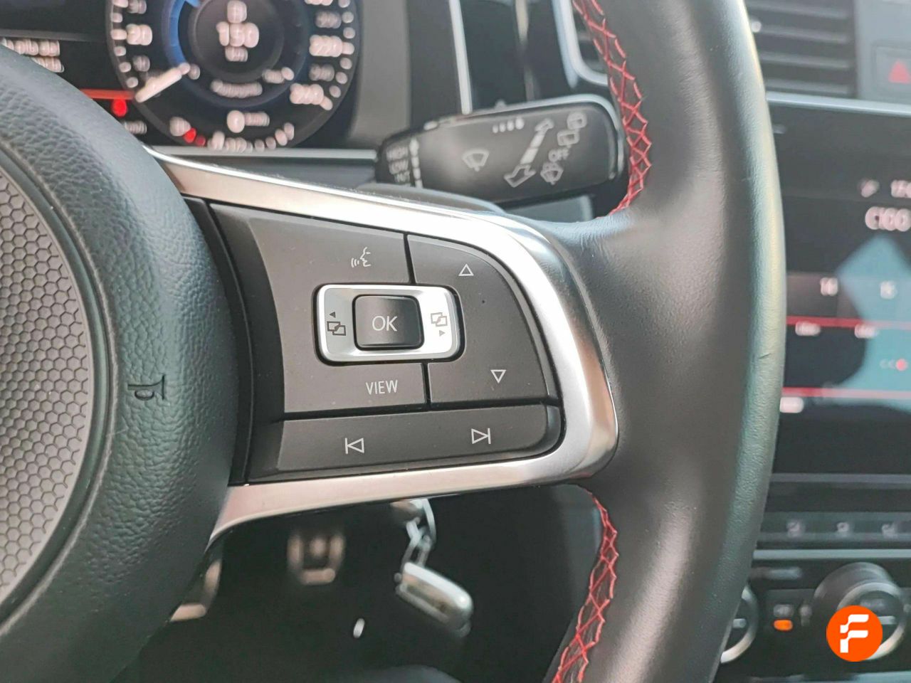 Foto Volkswagen Golf 19