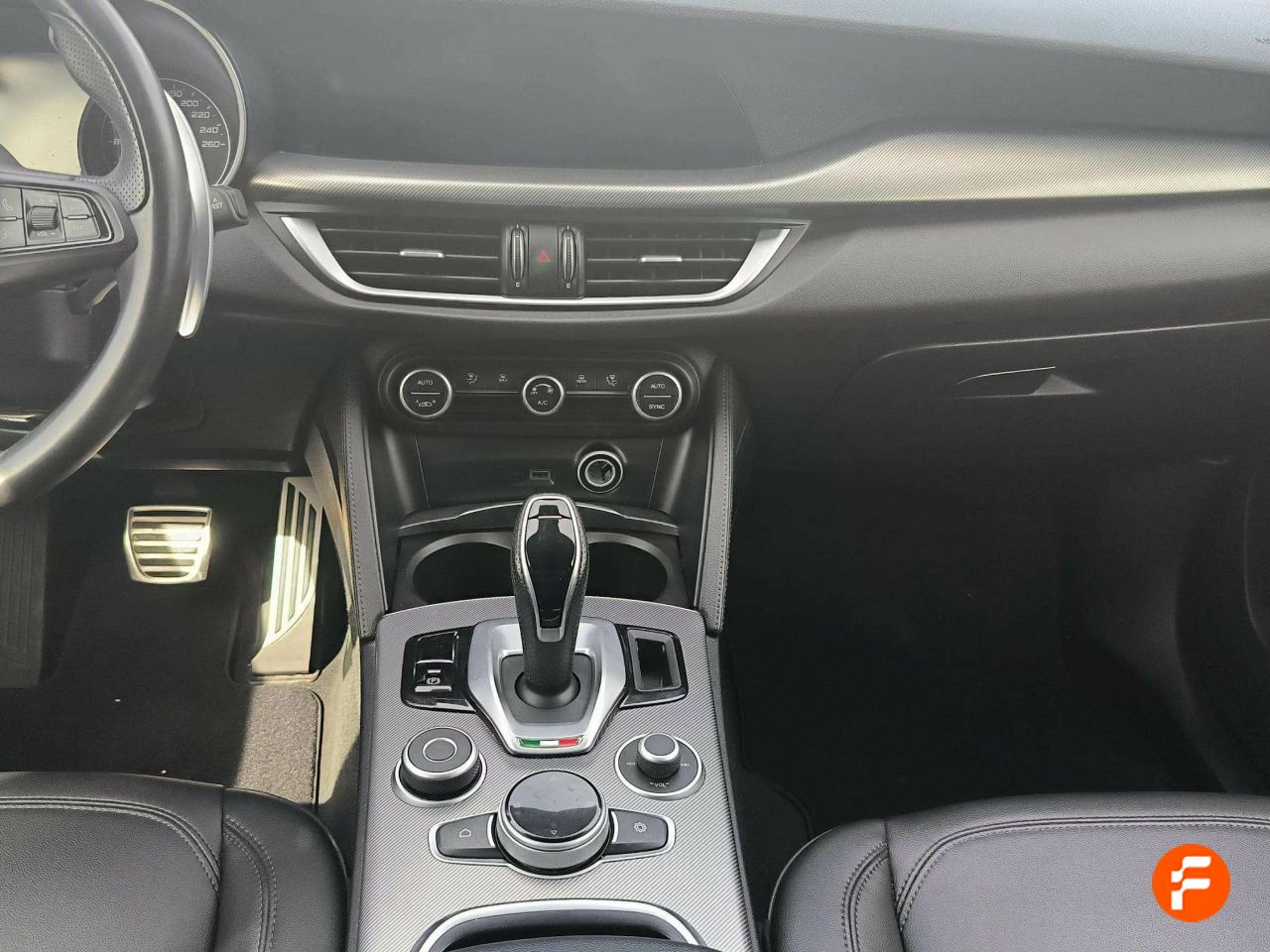 Foto Alfa Romeo Stelvio 9
