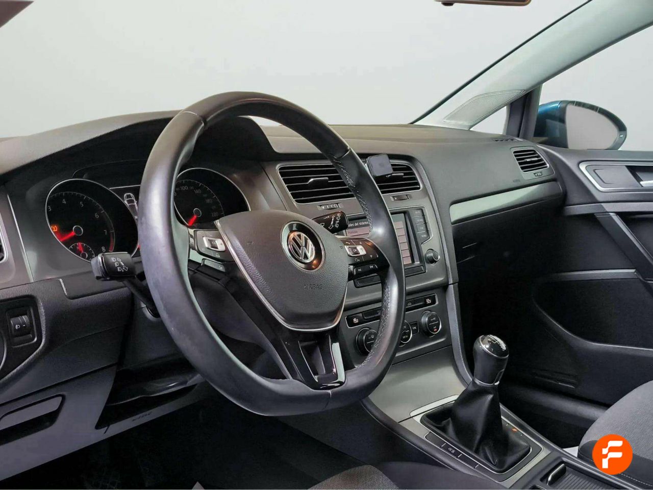 Foto Volkswagen Golf 9