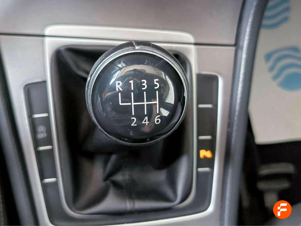 Foto Volkswagen Golf 19