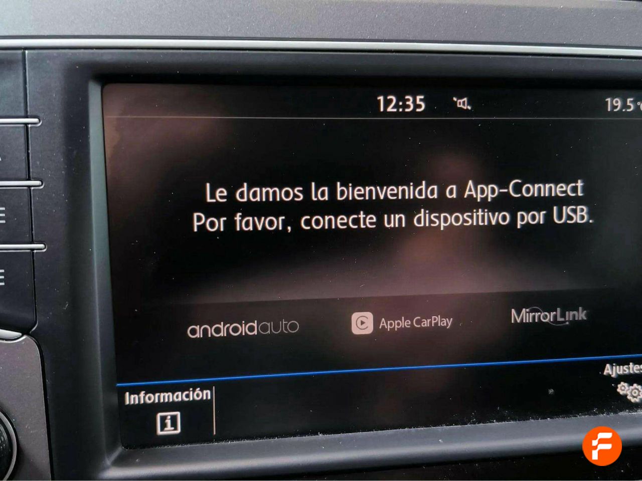 Foto Volkswagen Golf 23
