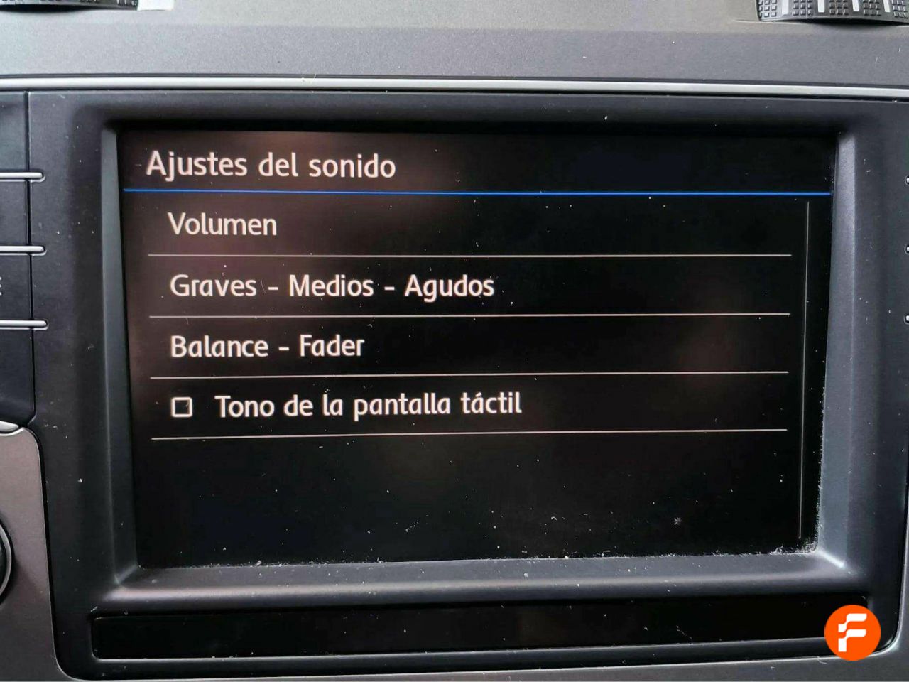 Foto Volkswagen Golf 24