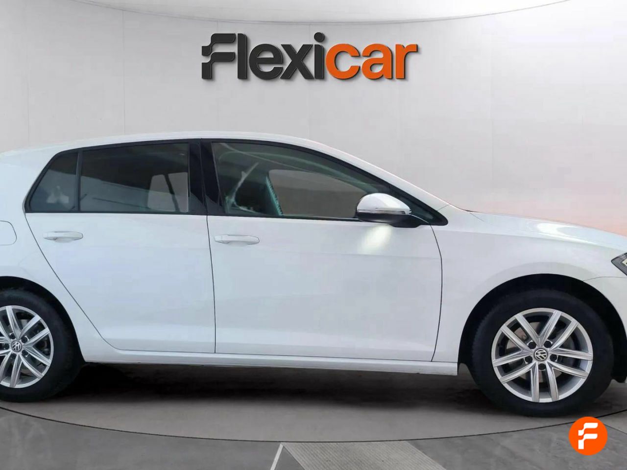 Foto Volkswagen Golf 9