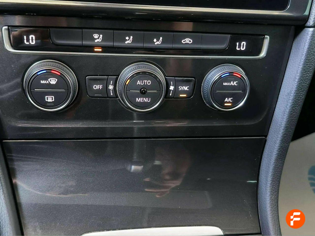 Foto Volkswagen Golf 24