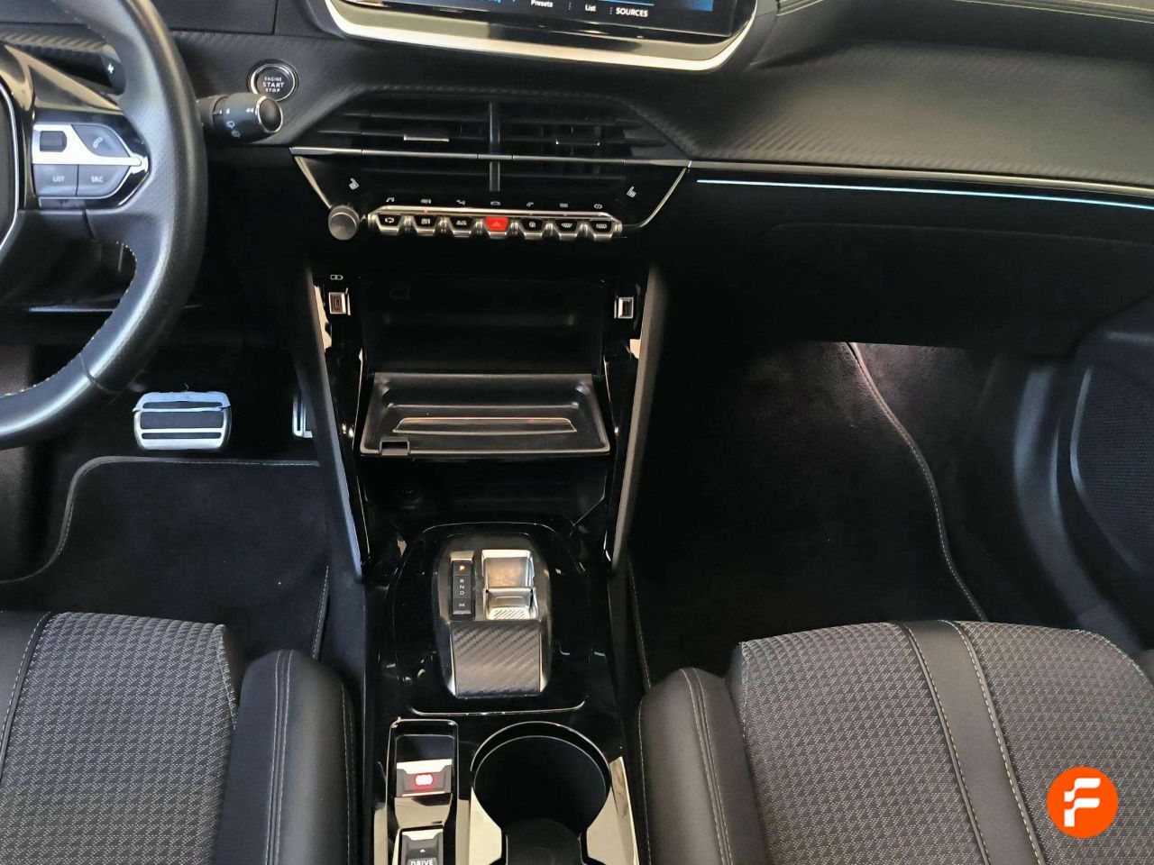Foto Peugeot 2008 12