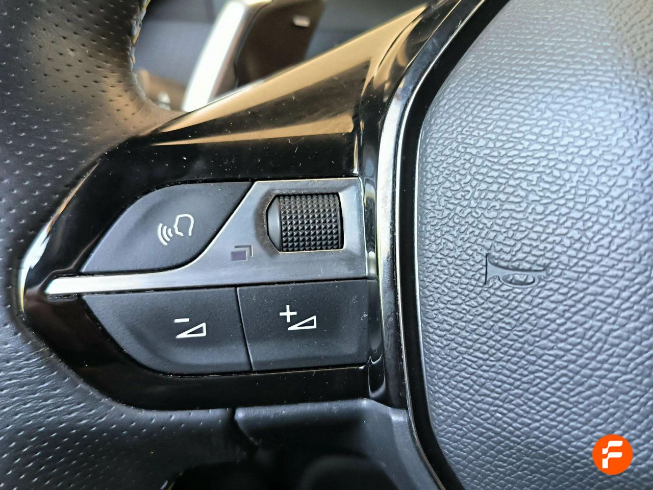 Foto Peugeot 2008 13