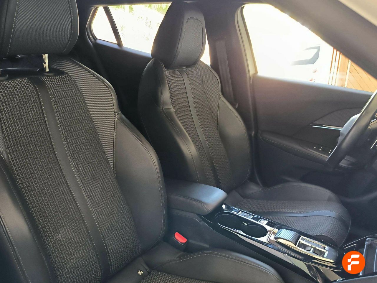 Foto Peugeot 2008 31