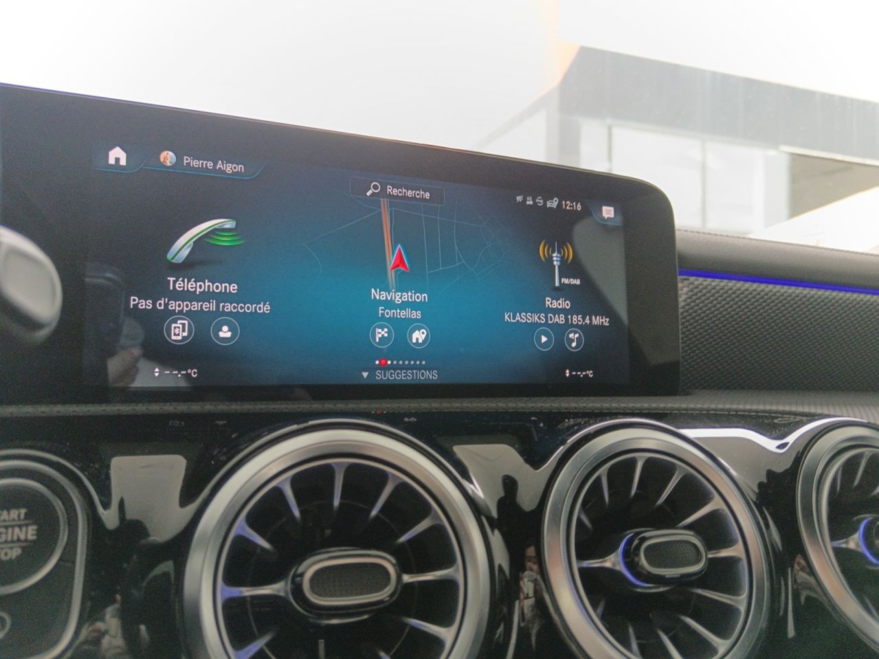 Foto Mercedes-Benz Clase CLA 14