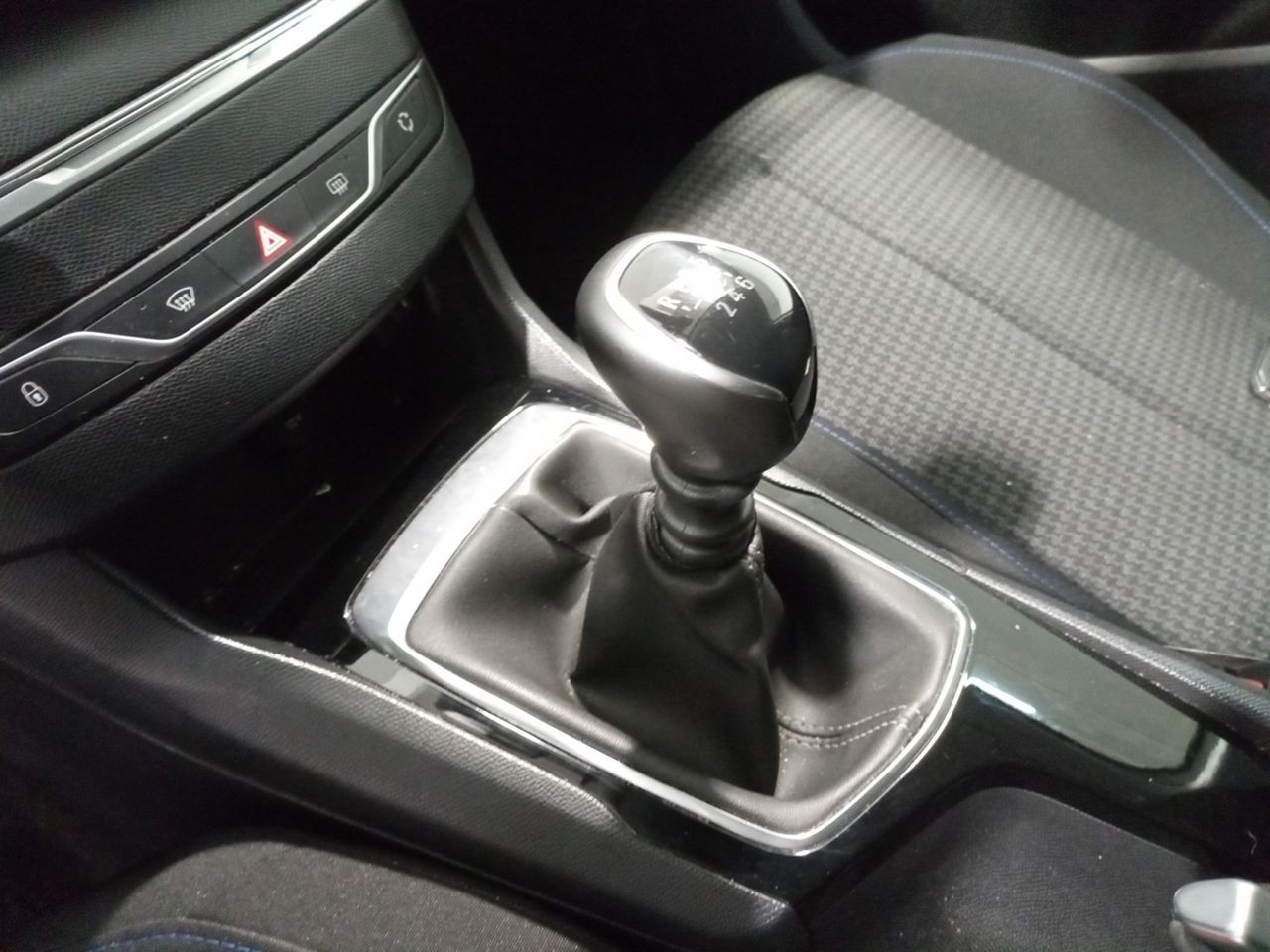 Foto Peugeot 308 12