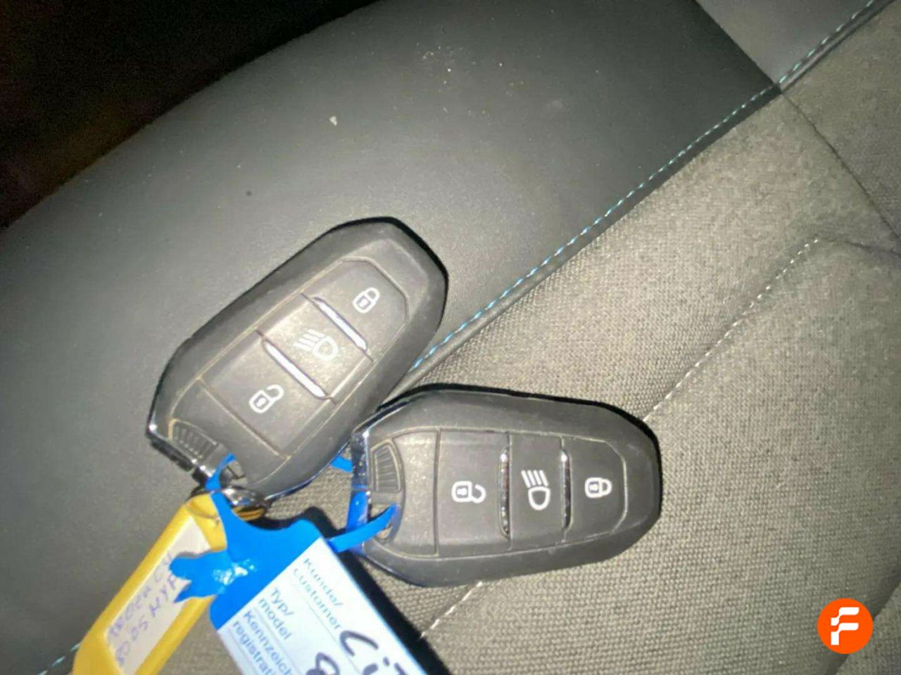 Foto Citroën C4 23