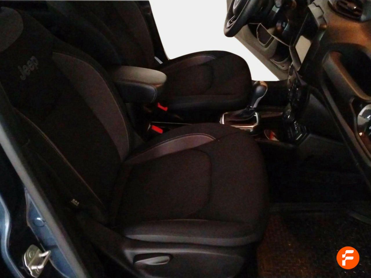 Foto Jeep Renegade 14