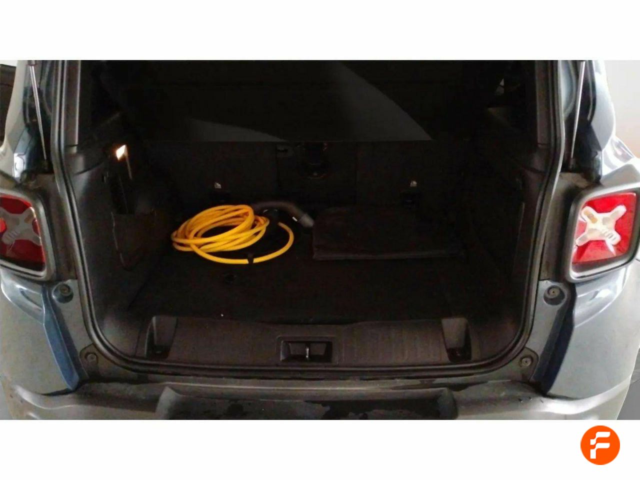Foto Jeep Renegade 28