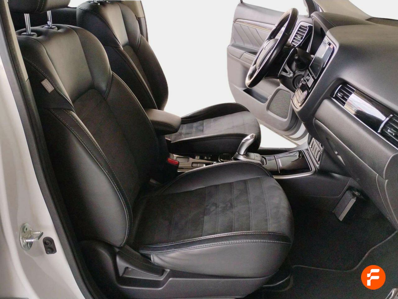 Foto Mitsubishi Outlander 14