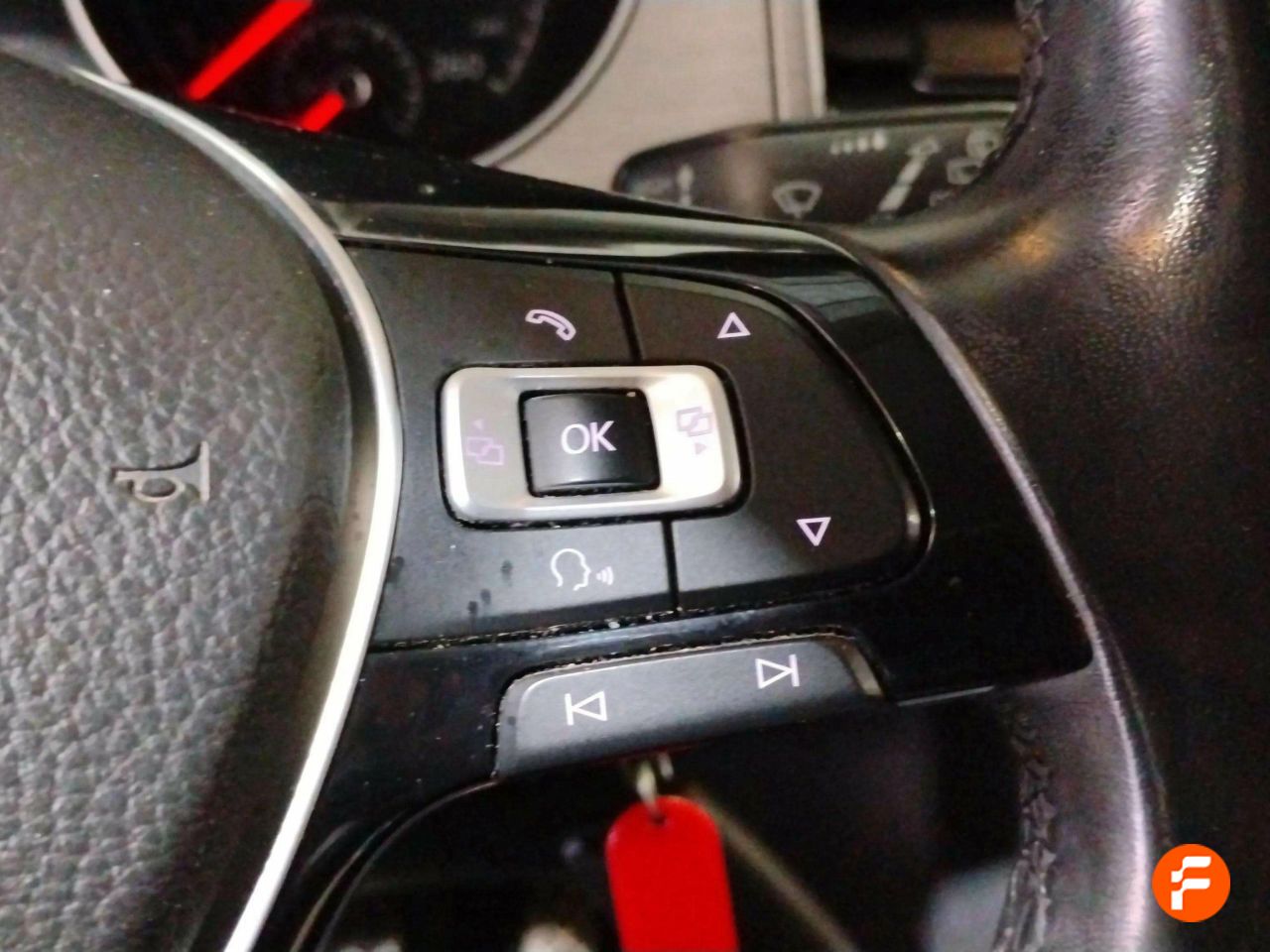 Foto Volkswagen Golf 16