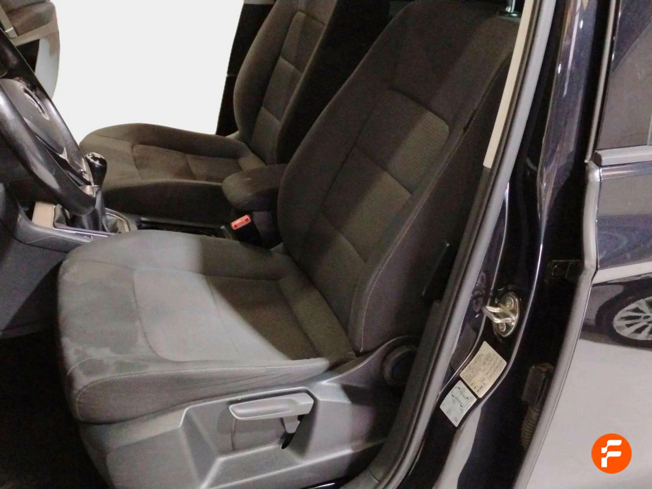 Foto Volkswagen Golf 23