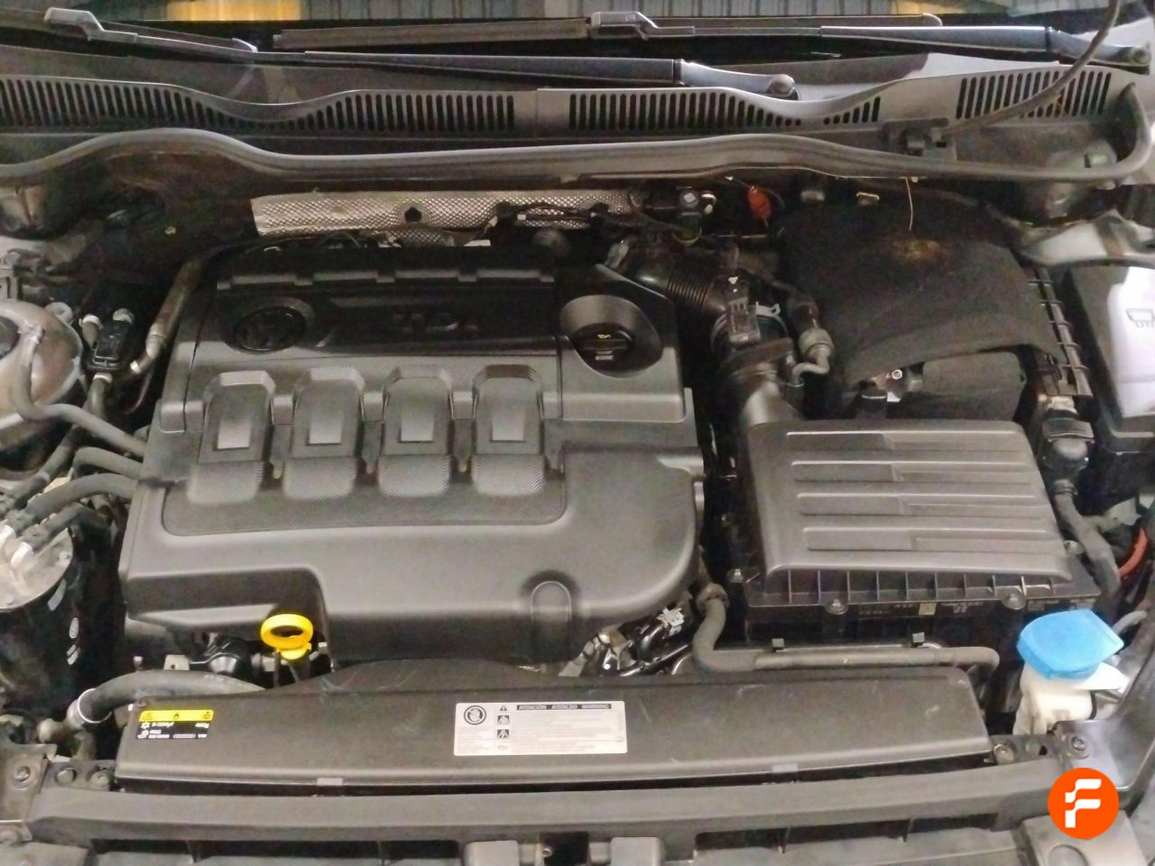 Foto Volkswagen Golf 25