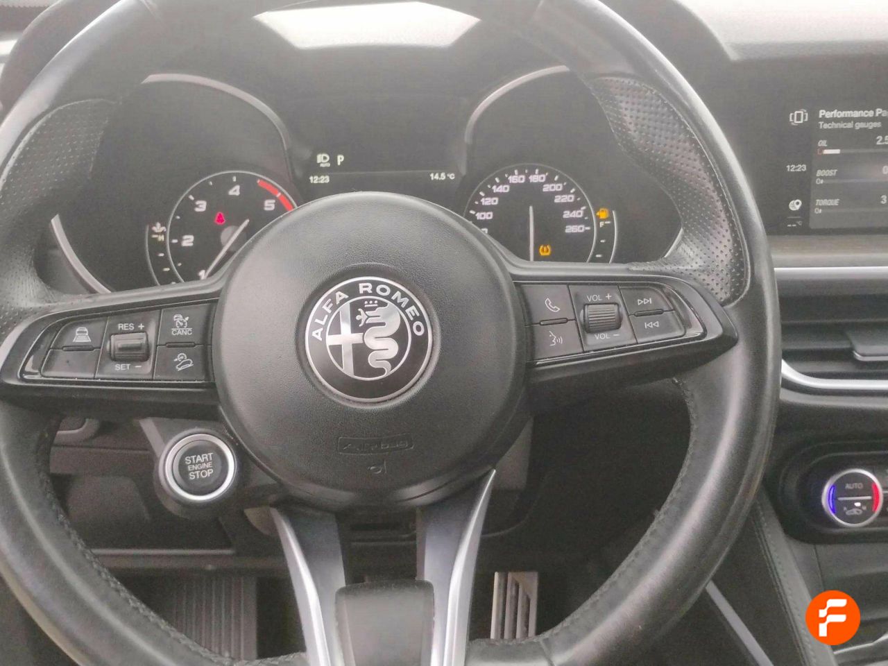 Foto Alfa Romeo Stelvio 11