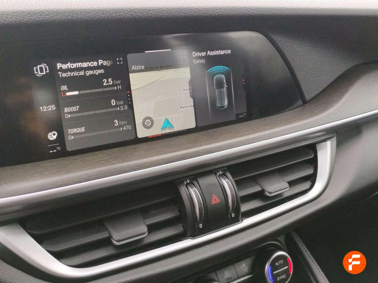 Foto Alfa Romeo Stelvio 17