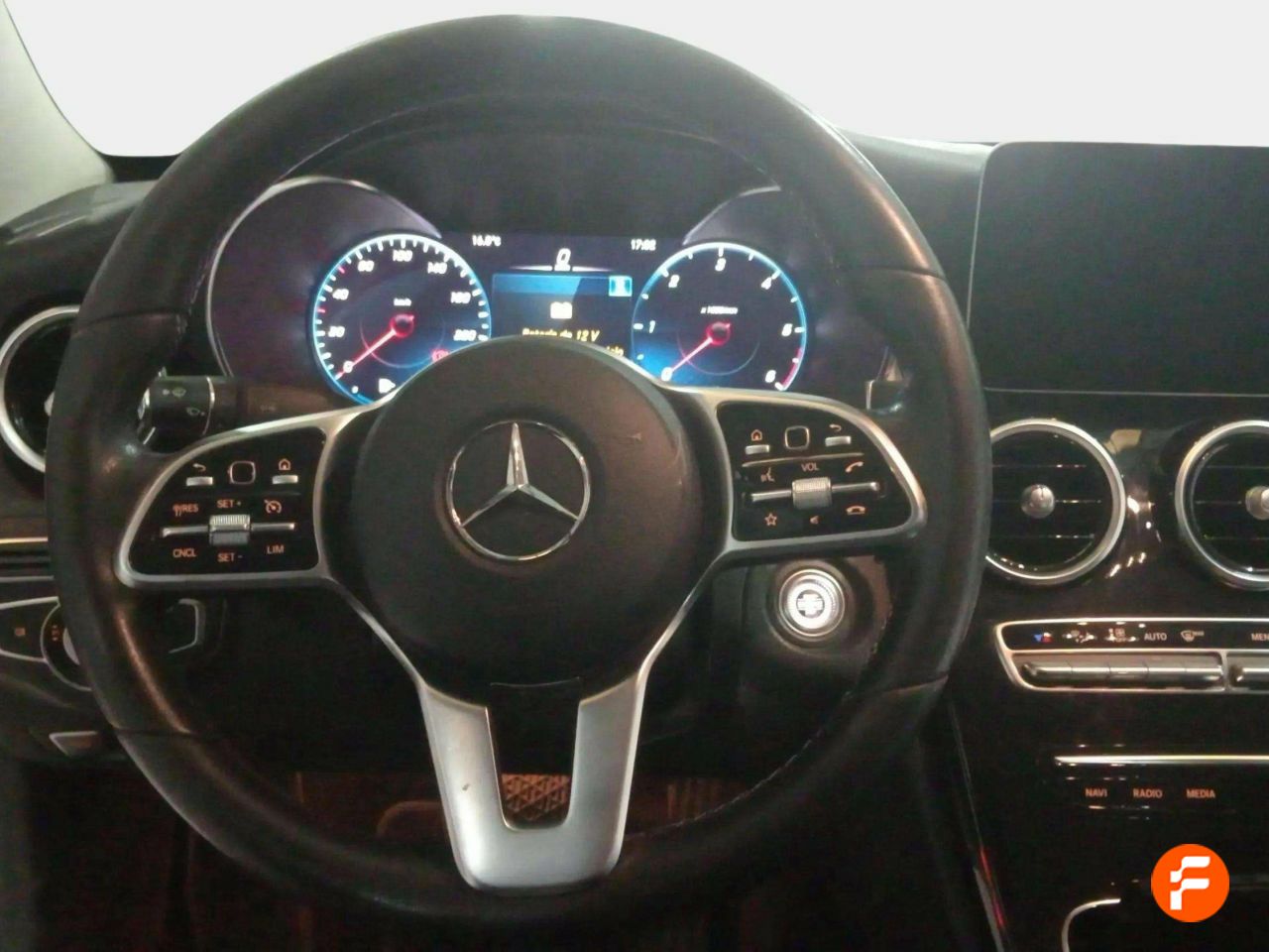 Foto Mercedes-Benz Clase C 12