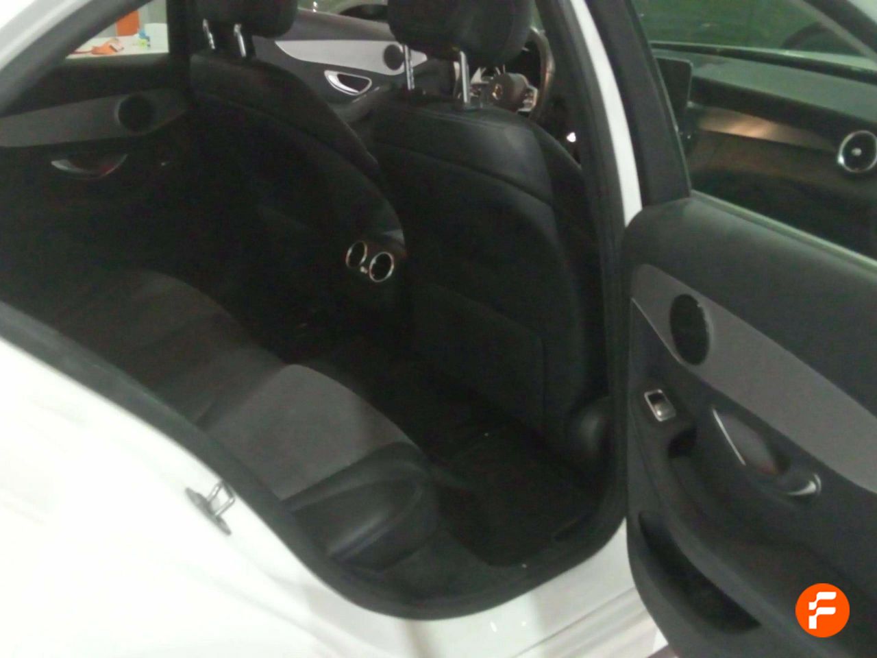 Foto Mercedes-Benz Clase C 14