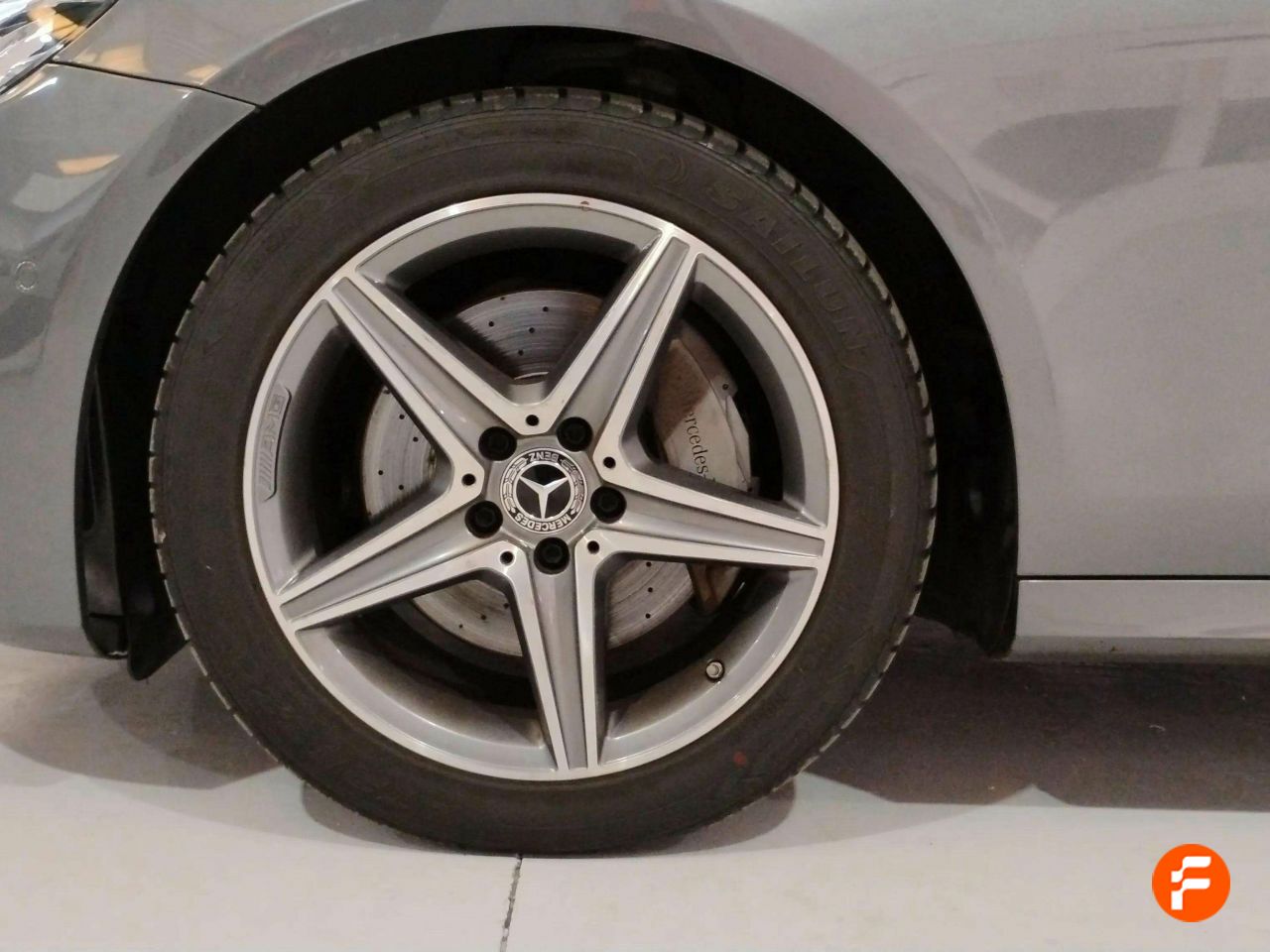 Foto Mercedes-Benz Clase E 26
