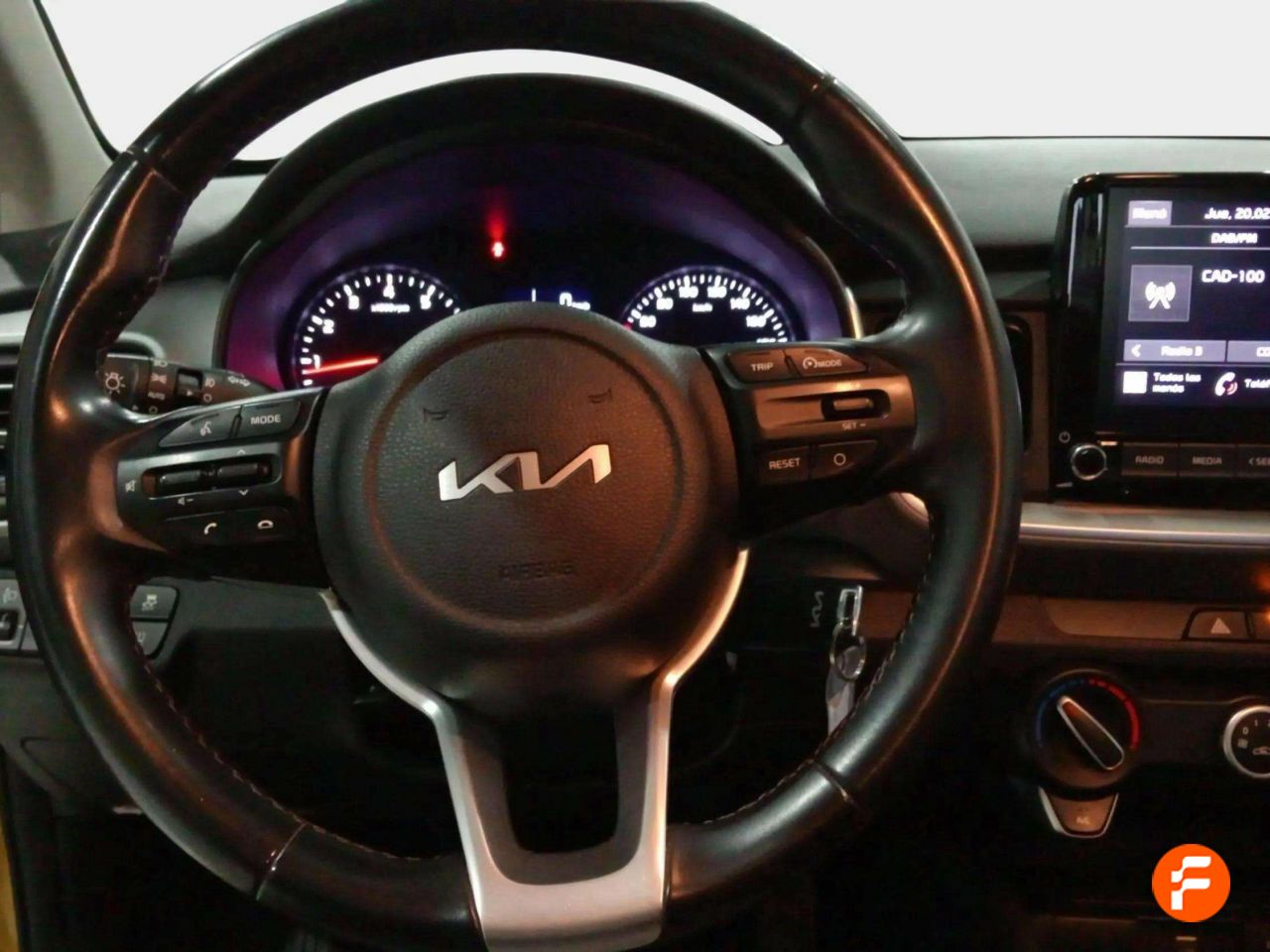 Foto Kia Stonic 12