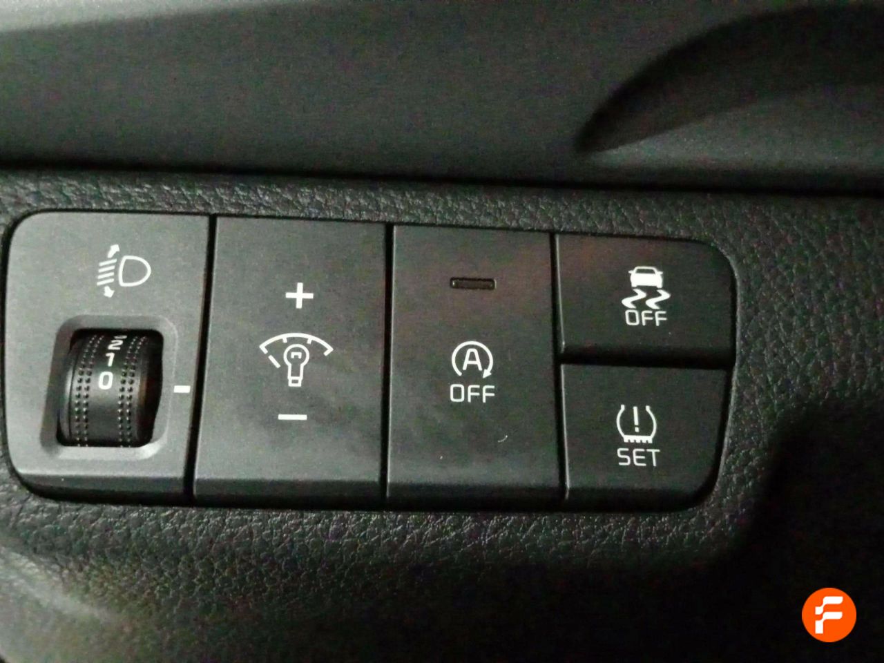 Foto Kia Stonic 23