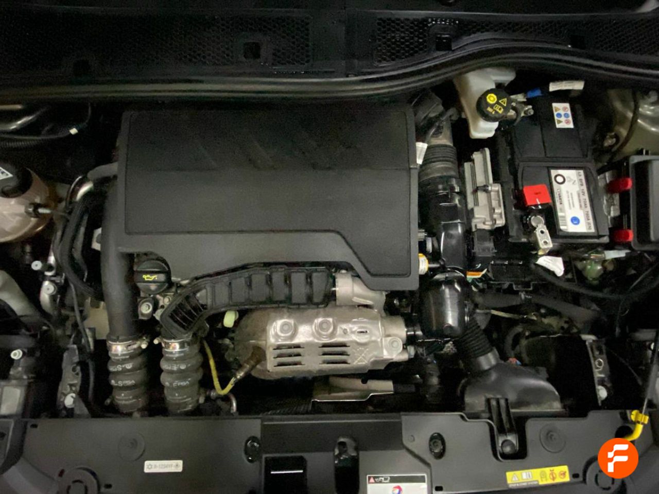 Foto Peugeot 208 21