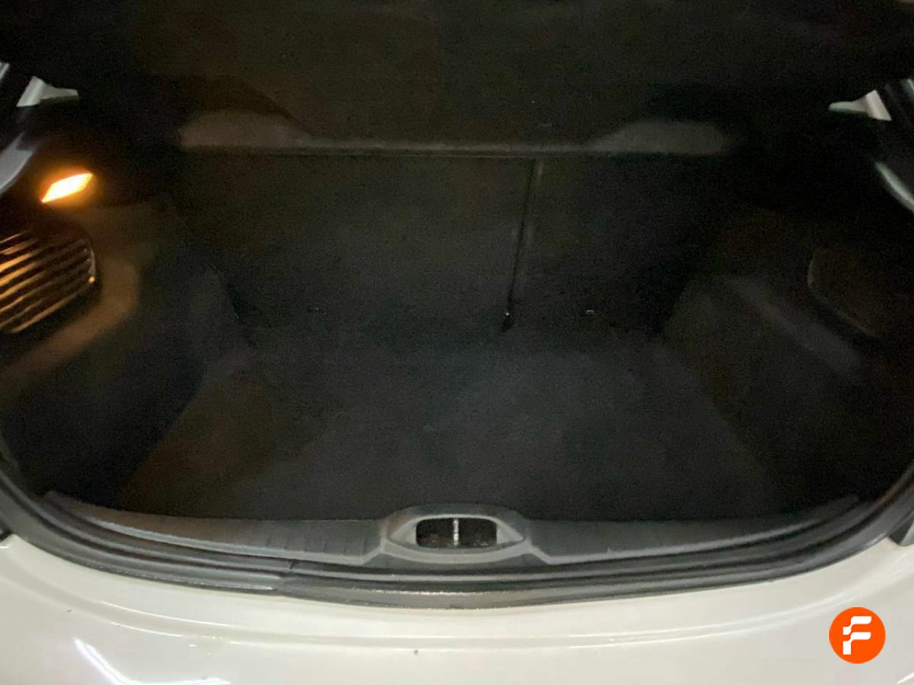 Foto Peugeot 208 19