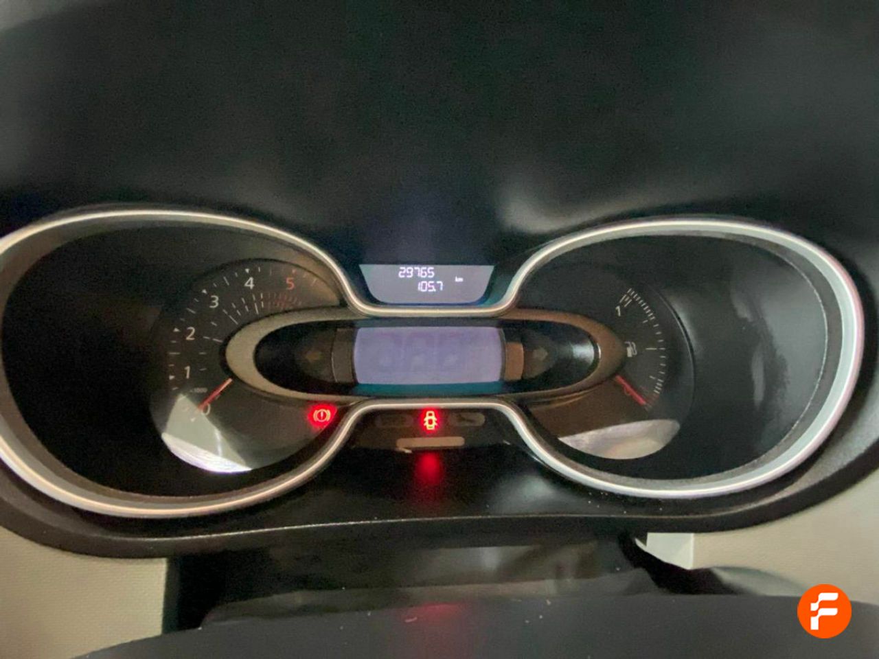 Foto Nissan NV300 13
