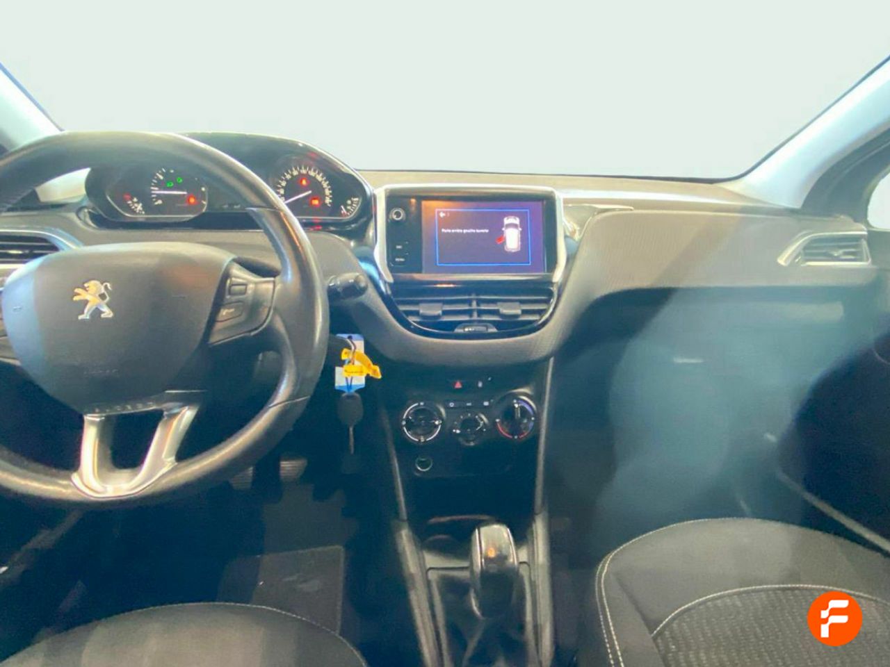 Foto Peugeot 208 11