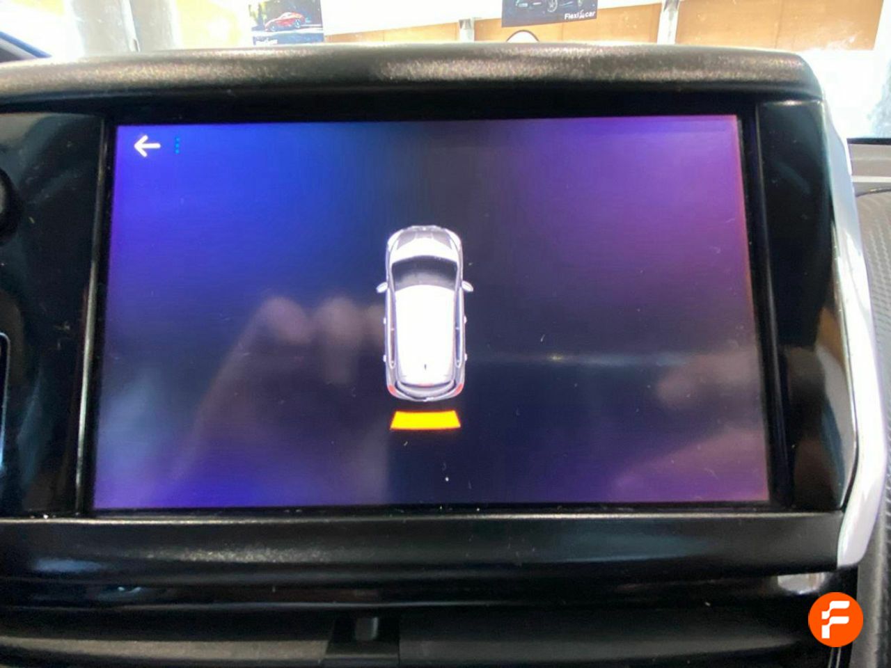 Foto Peugeot 208 13