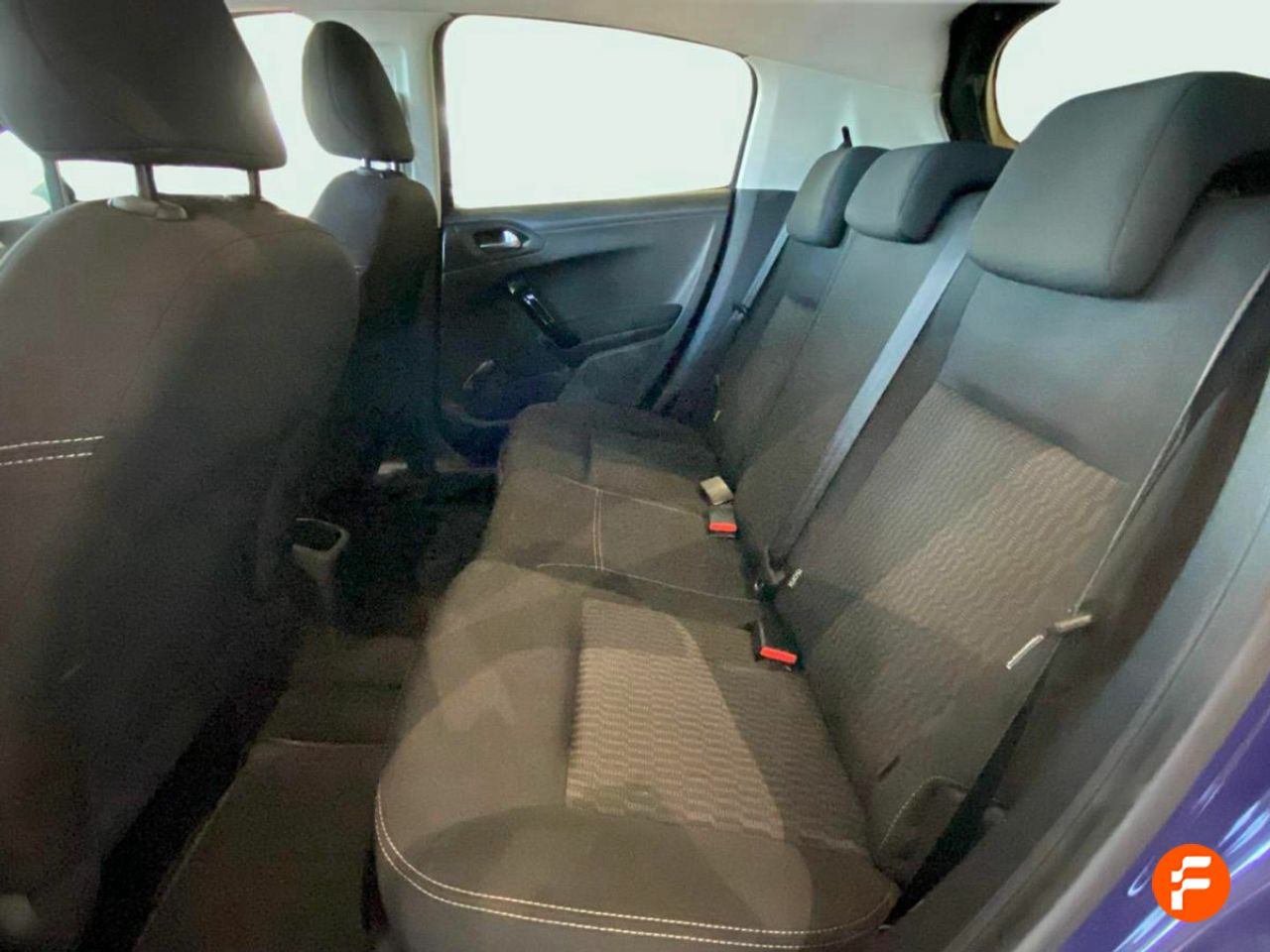 Foto Peugeot 208 21