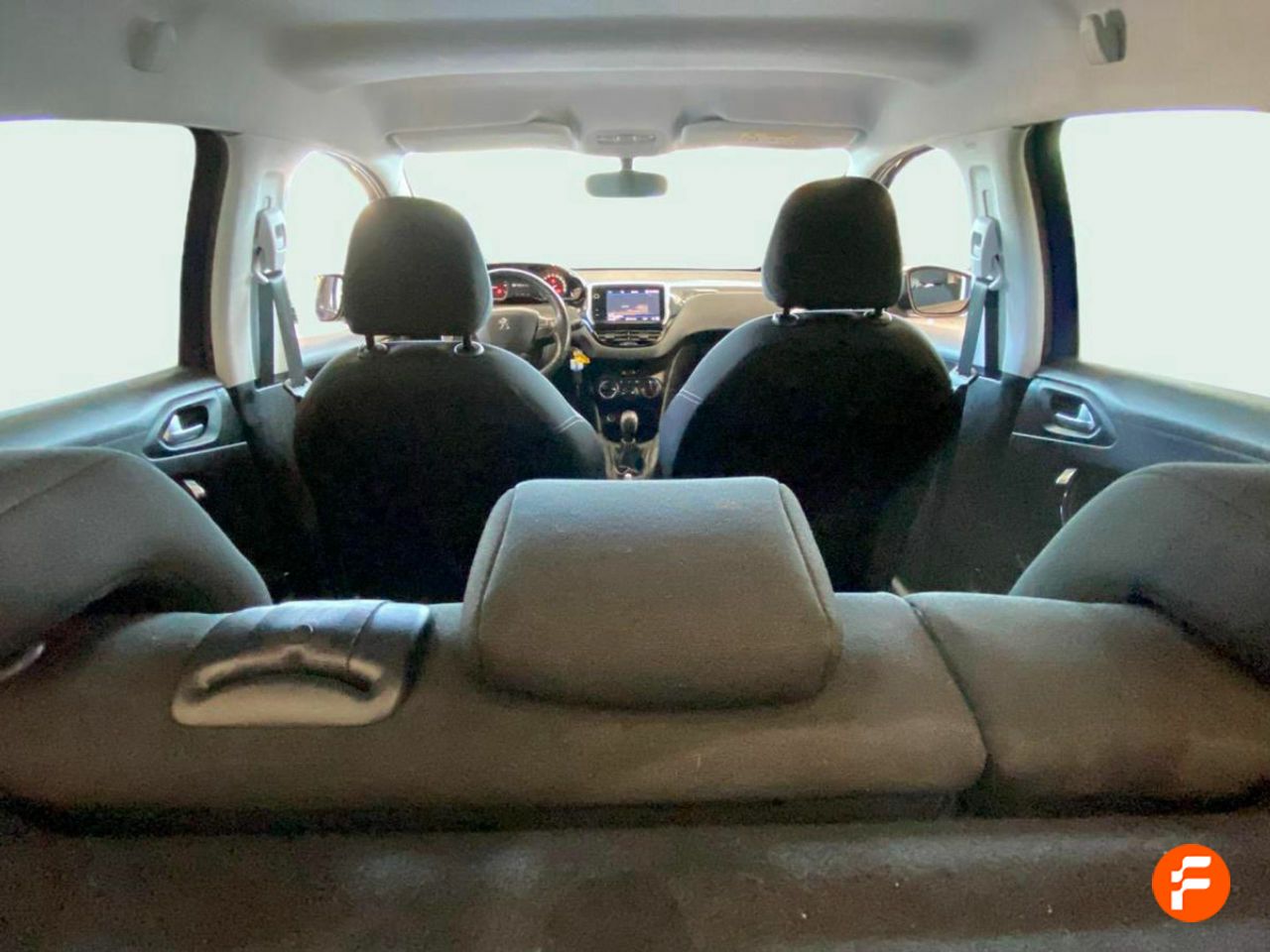 Foto Peugeot 208 22