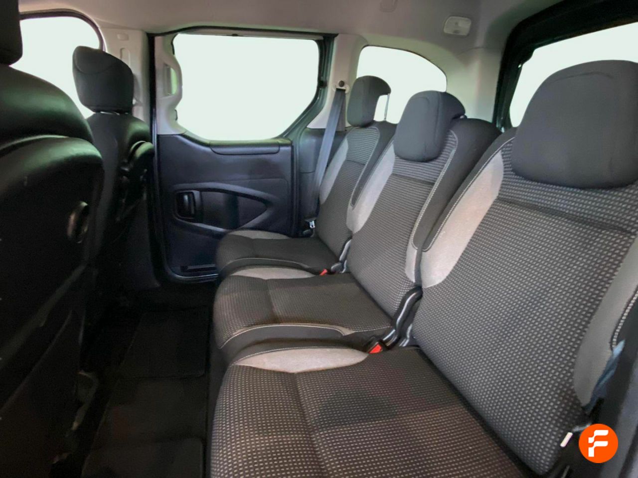 Foto Peugeot Partner 18