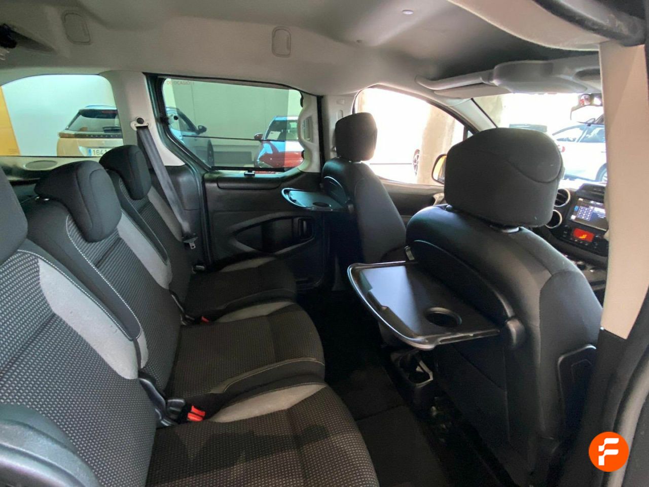 Foto Peugeot Partner 19