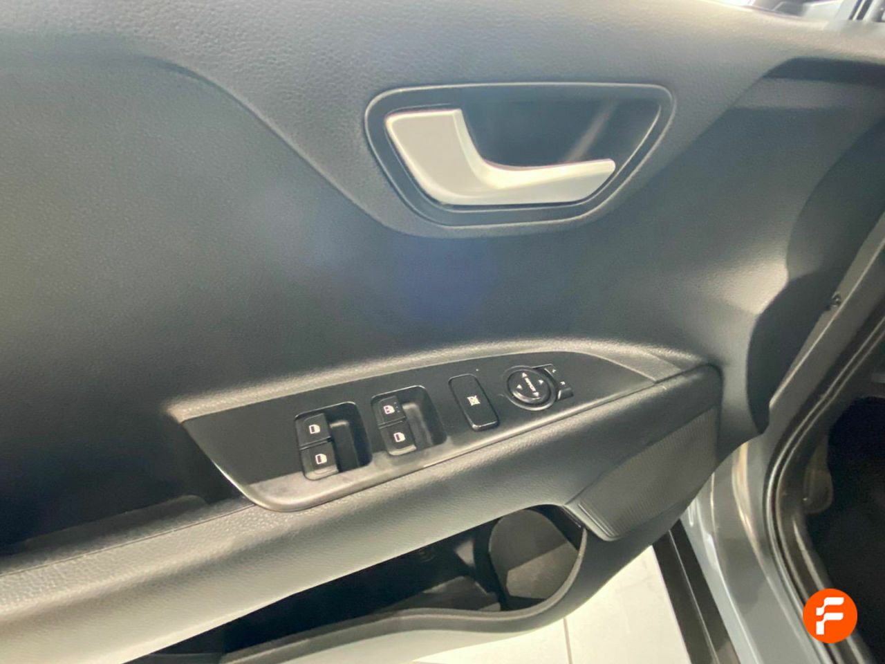 Foto Kia Stonic 20