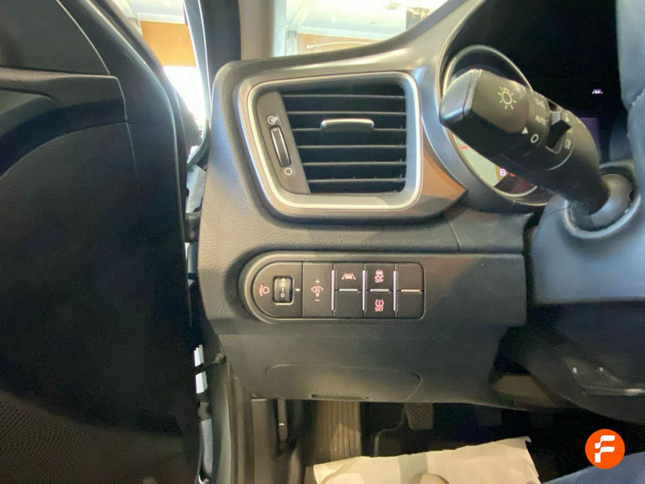 Foto Kia XCeed 16